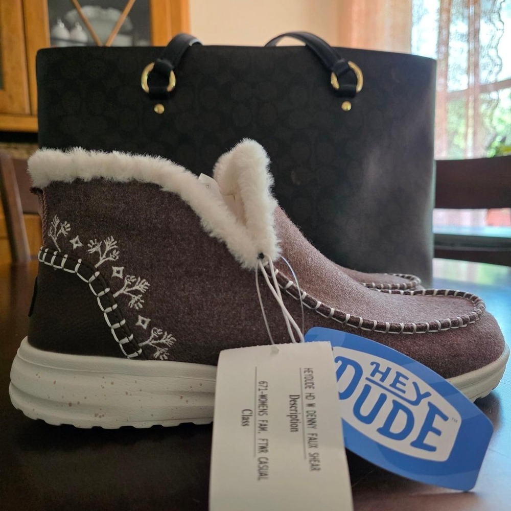 Hey Dude brown faux shearling boots with white floral stitching